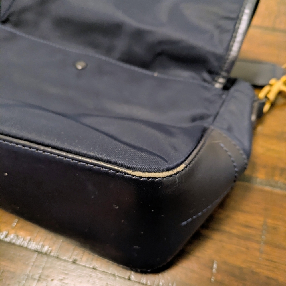 Tory Burch Black Crossbody Bag - Picture 3 of 10